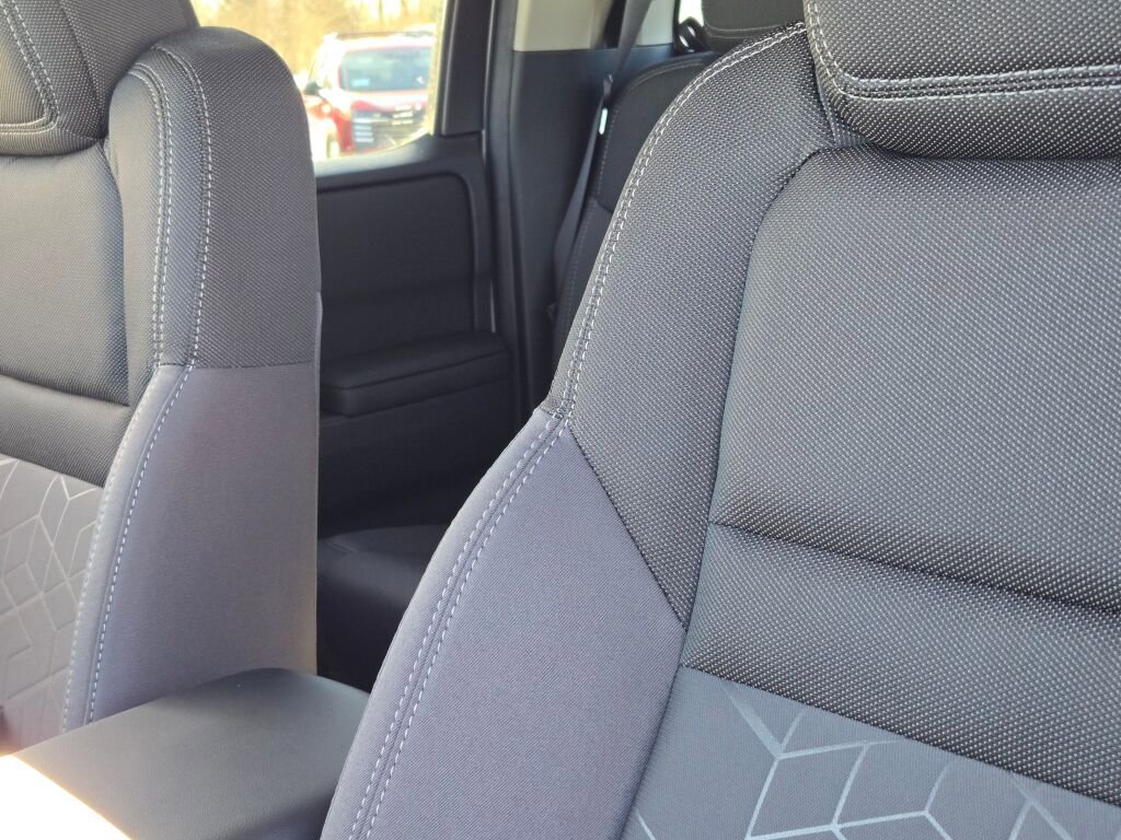 New 2026 Nissan Frontier SV w/ All-Weather Content Package image 19