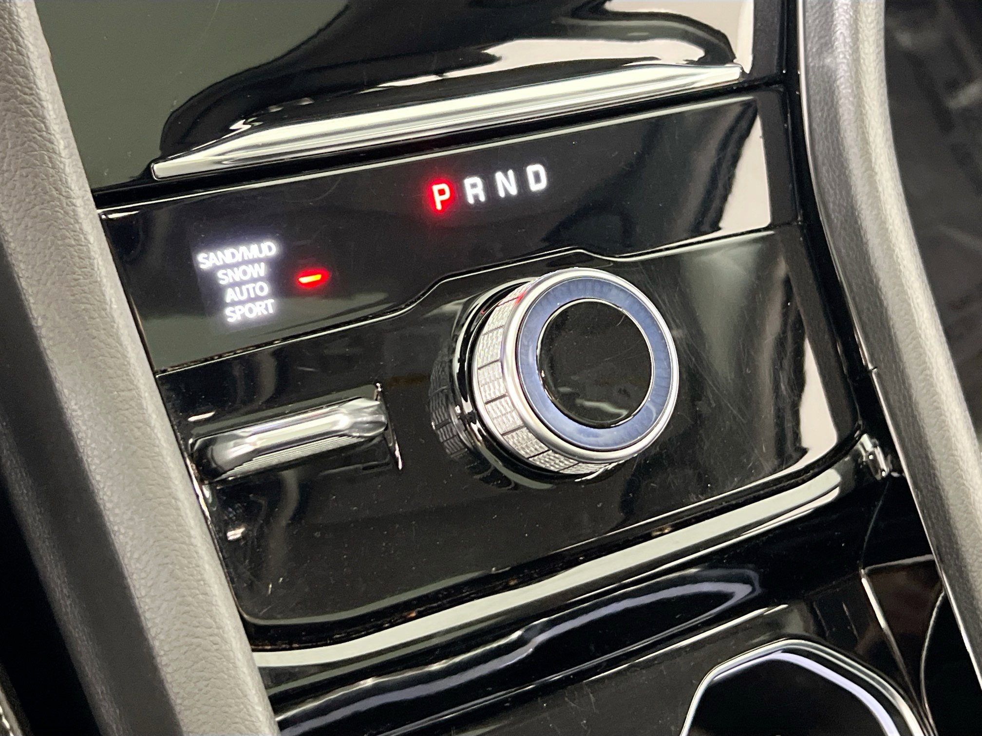 Used 2022 Jeep Grand Cherokee Limited image 17