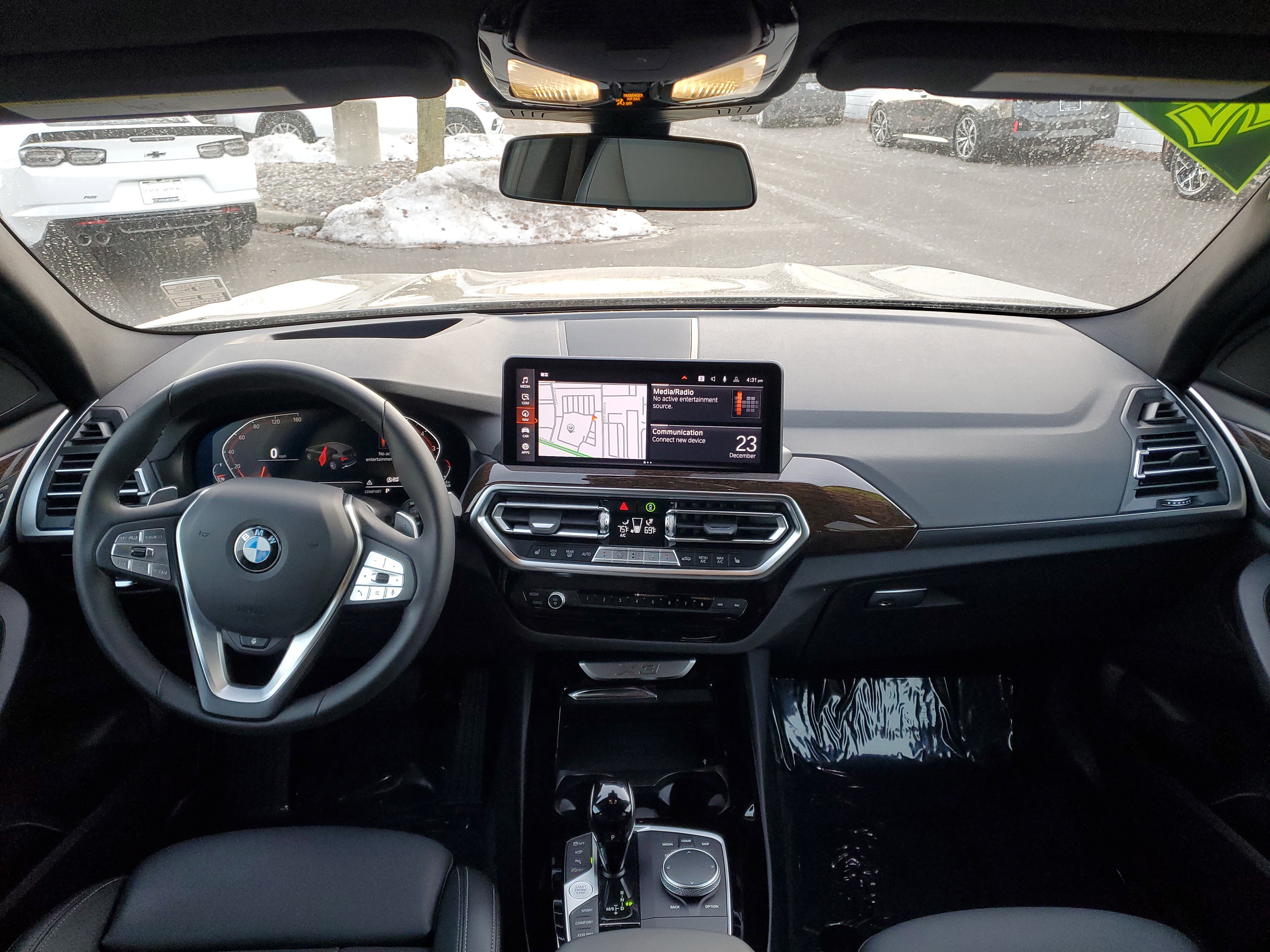 Certified 2024 BMW X3 xDrive30i w/ Premium Package image 22