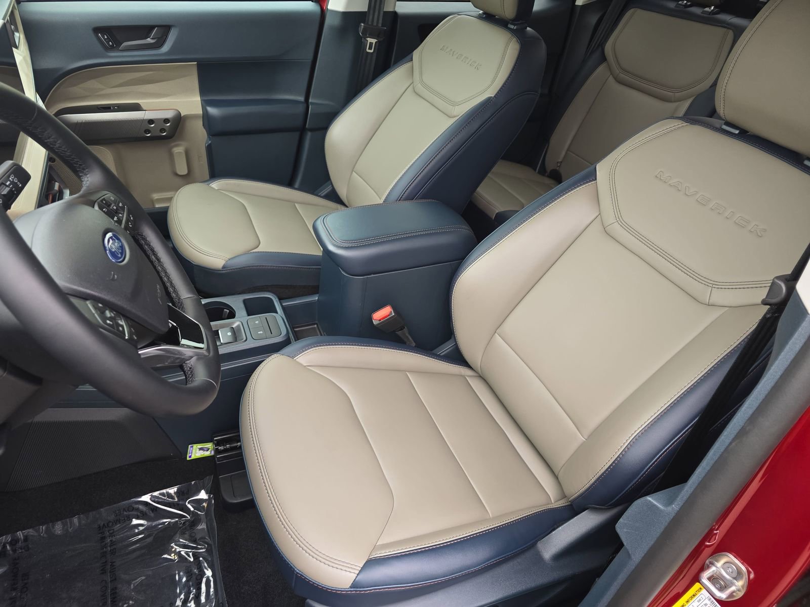 Used 2025 Ford Maverick Lariat w/ 4K Tow Package image 20