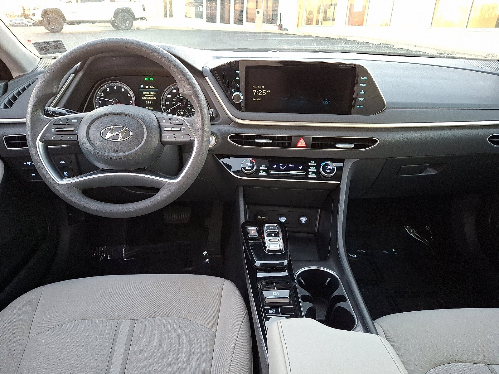 Certified 2023 Hyundai Sonata SEL w/ Winter Weather Package image 15