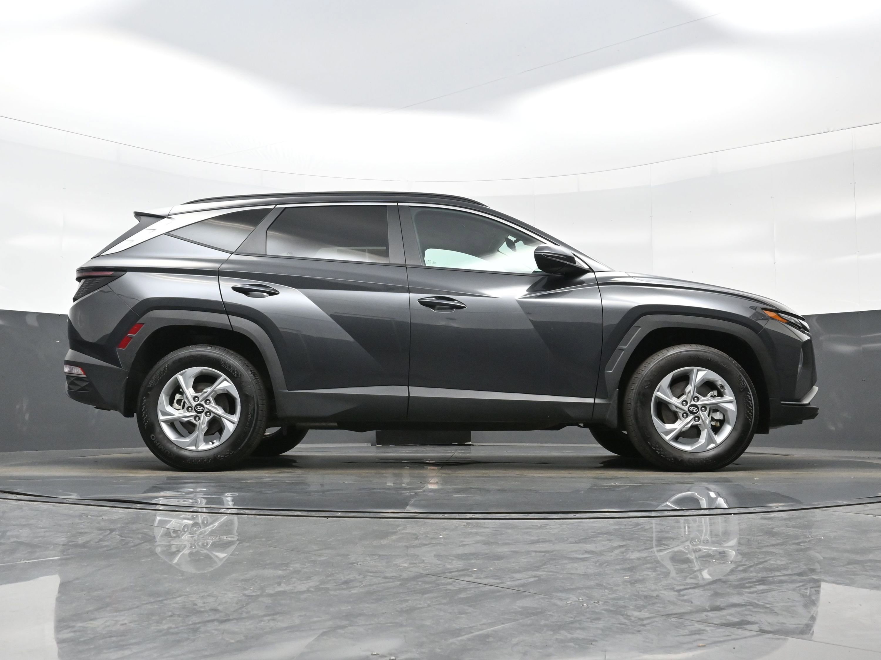 Used 2023 Hyundai Tucson SEL w/ Winter Package image 29
