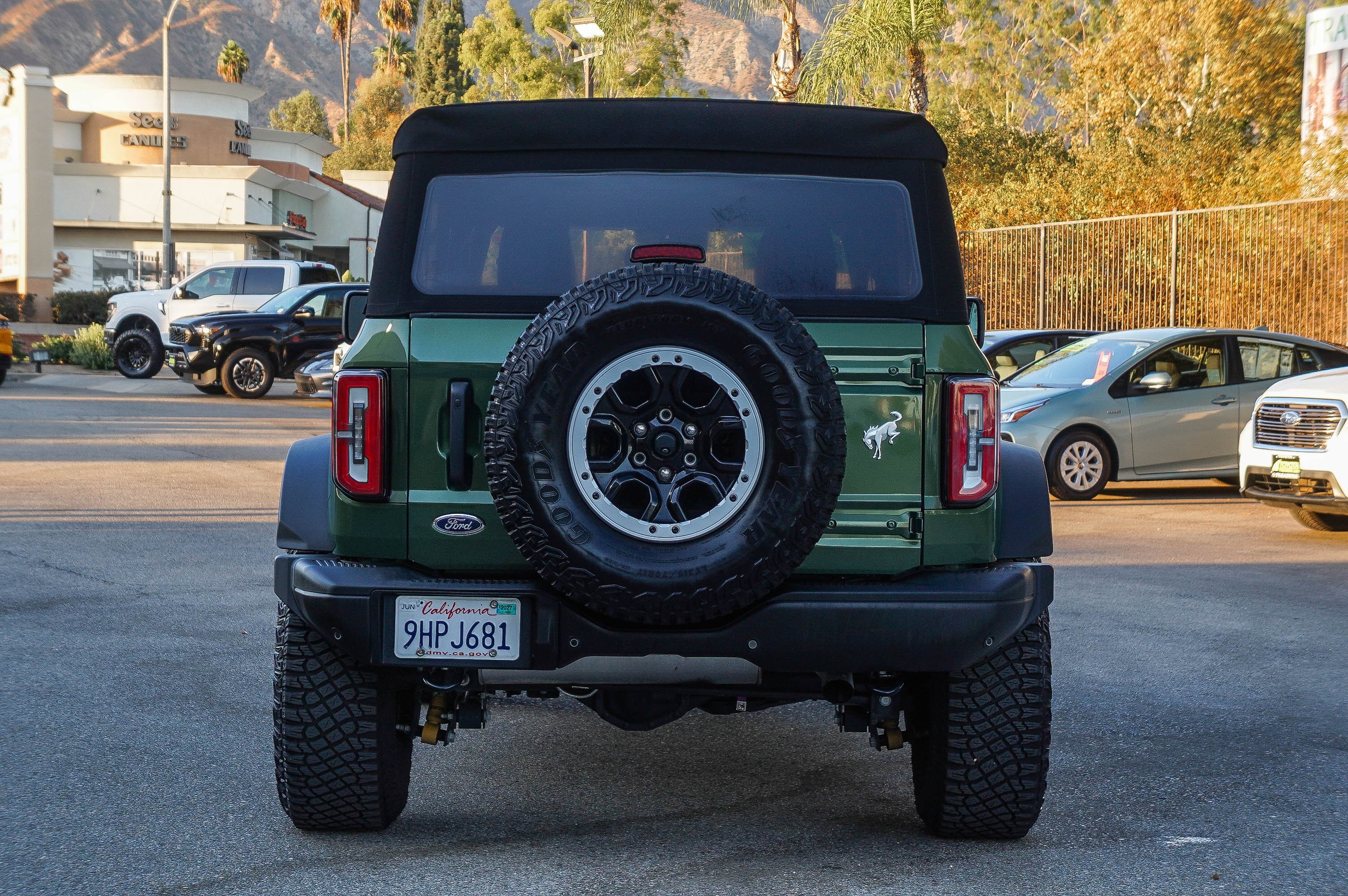 Used 2022 Ford Bronco Badlands w/ Sasquatch Package AWD/4WD image 5