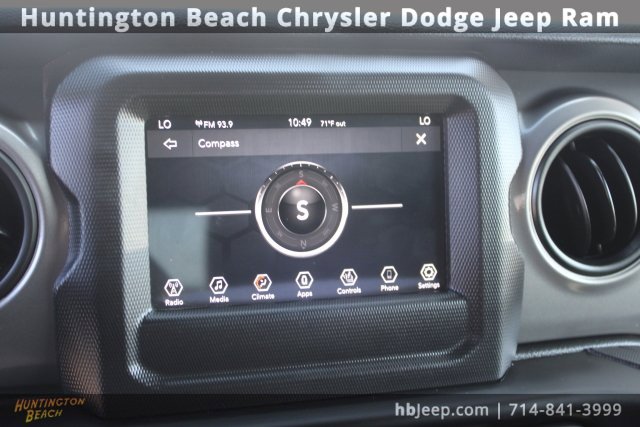 Used 2021 Jeep Wrangler Unlimited Sport image 32