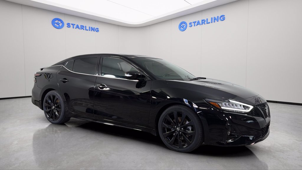 Used 2022 Nissan Maxima SR w/ Sport Mat Group FWD image 14
