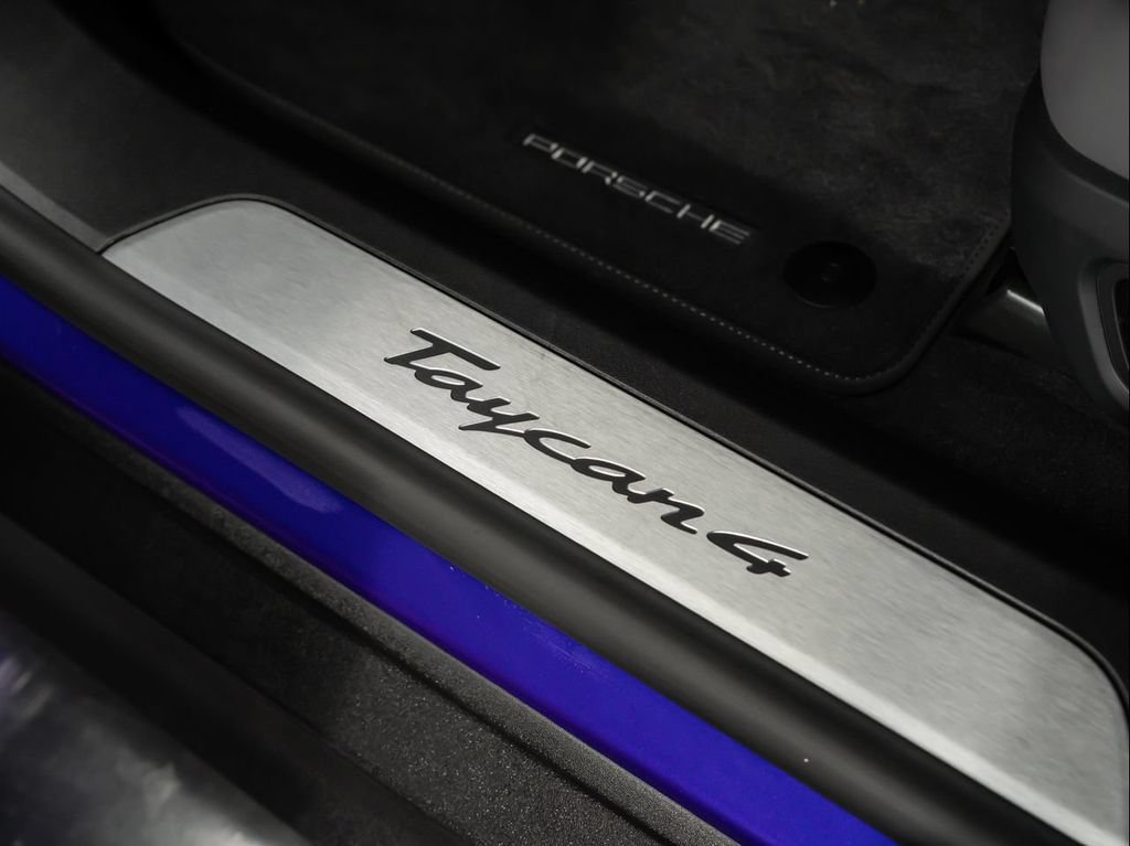 Used 2025 Porsche Taycan AWD/4WD image 25