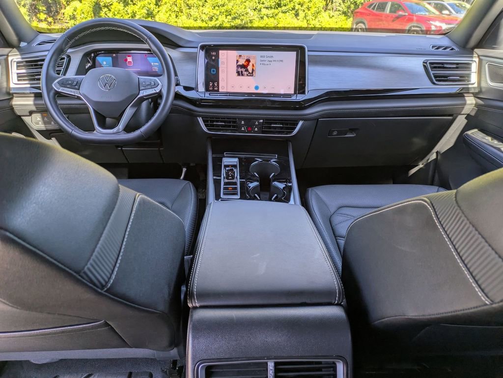 Used 2025 Volkswagen Atlas Cross Sport SE image 25