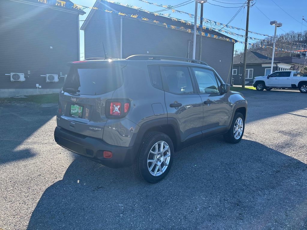 Used 2021 Jeep Renegade Sport w/ Sport Appearance Group image 5