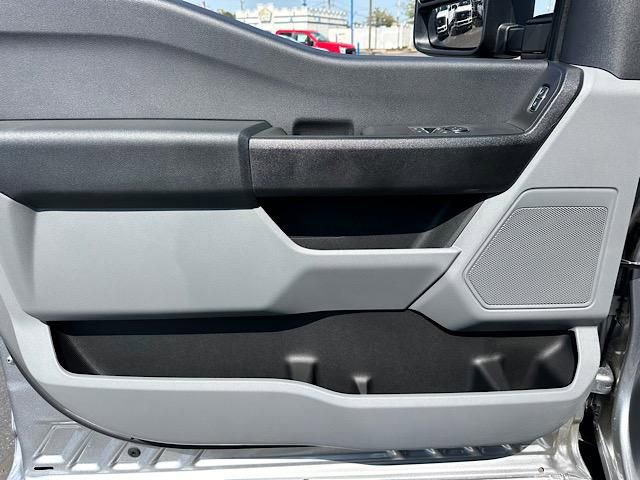 New 2024 Ford F350 XL w/ XL Chrome Package image 27
