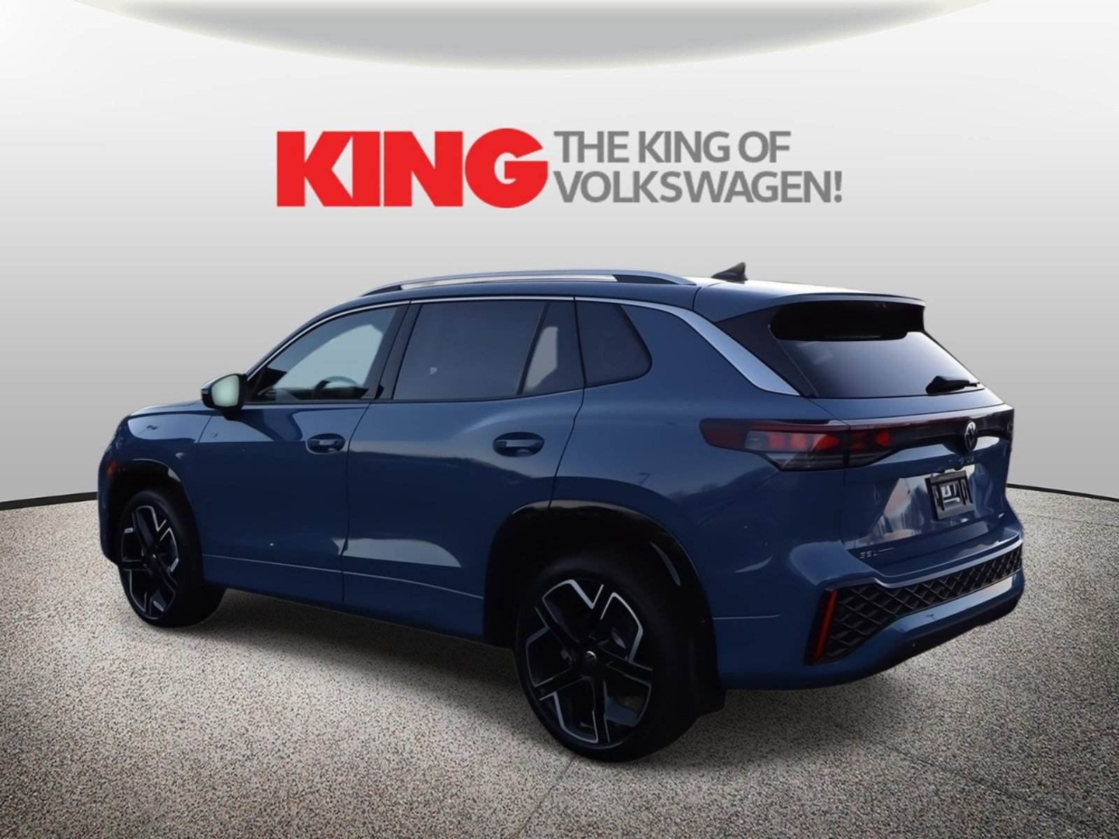 New 2026 Volkswagen Tiguan SEL R-Line image 6