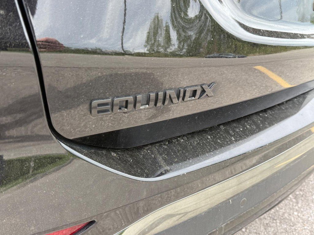 Used 2022 Chevrolet Equinox RS w/ RS Leather Package image 10