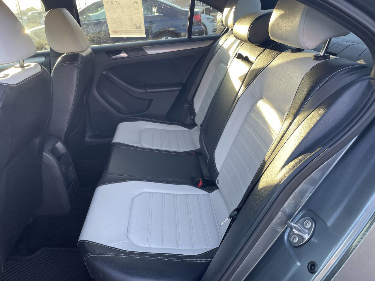 Used 2016 Volkswagen Jetta Sport FWD image 20