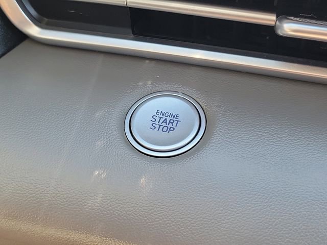 Certified 2023 Hyundai Elantra Blue FWD image 8