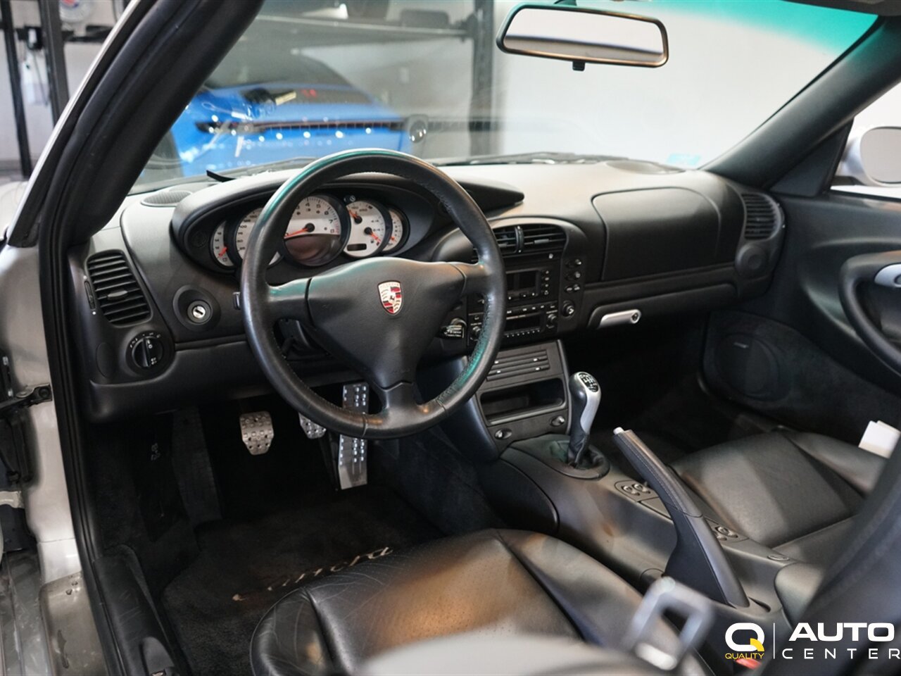 Used 2004 Porsche 911 Carrera RWD image 23