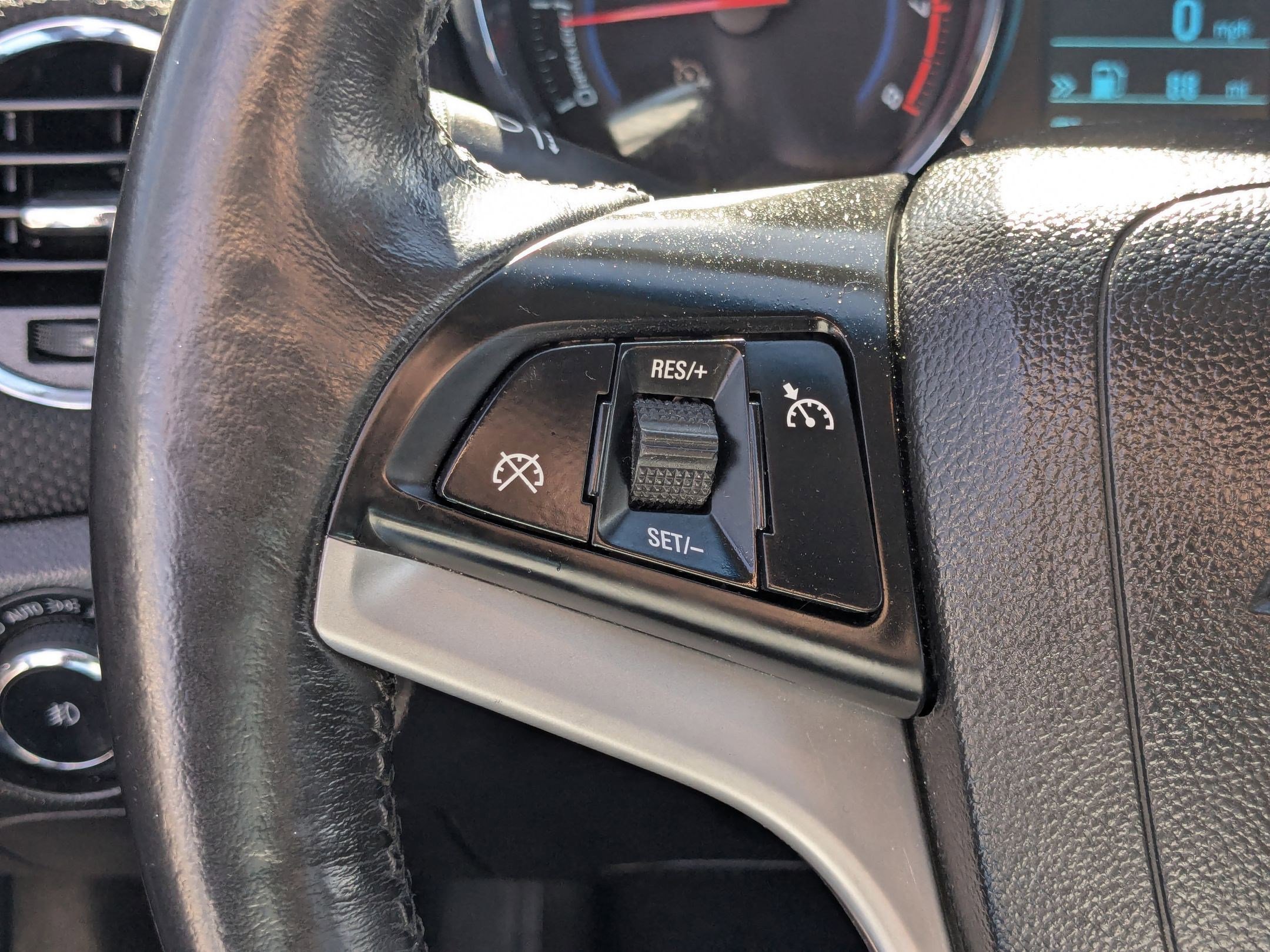 Used 2014 Chevrolet Cruze LT w/ RS Package image 19