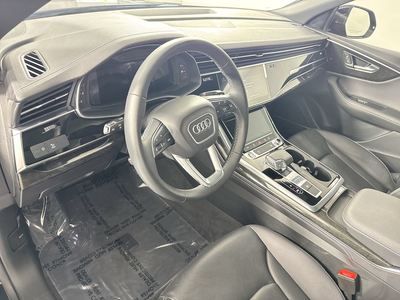 Used 2025 Audi Q8 Premium Plus w/ Premium Plus Package AWD/4WD image 8