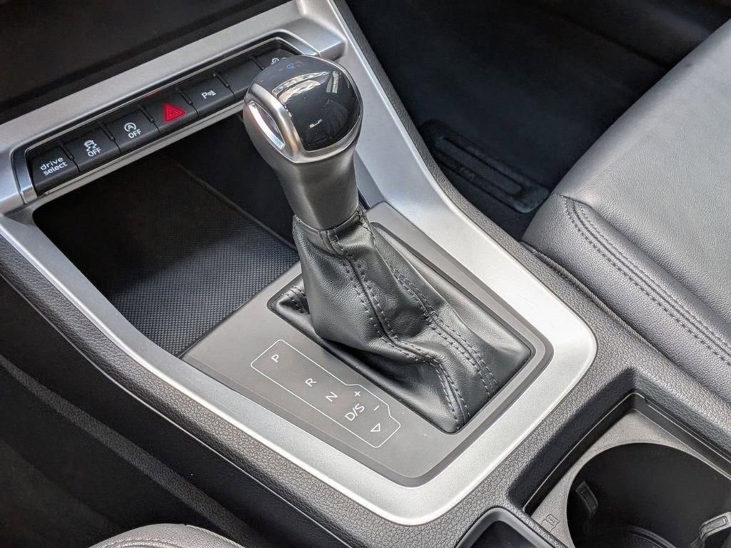 Used 2025 Audi Q3 2.0T Premium AWD/4WD image 18