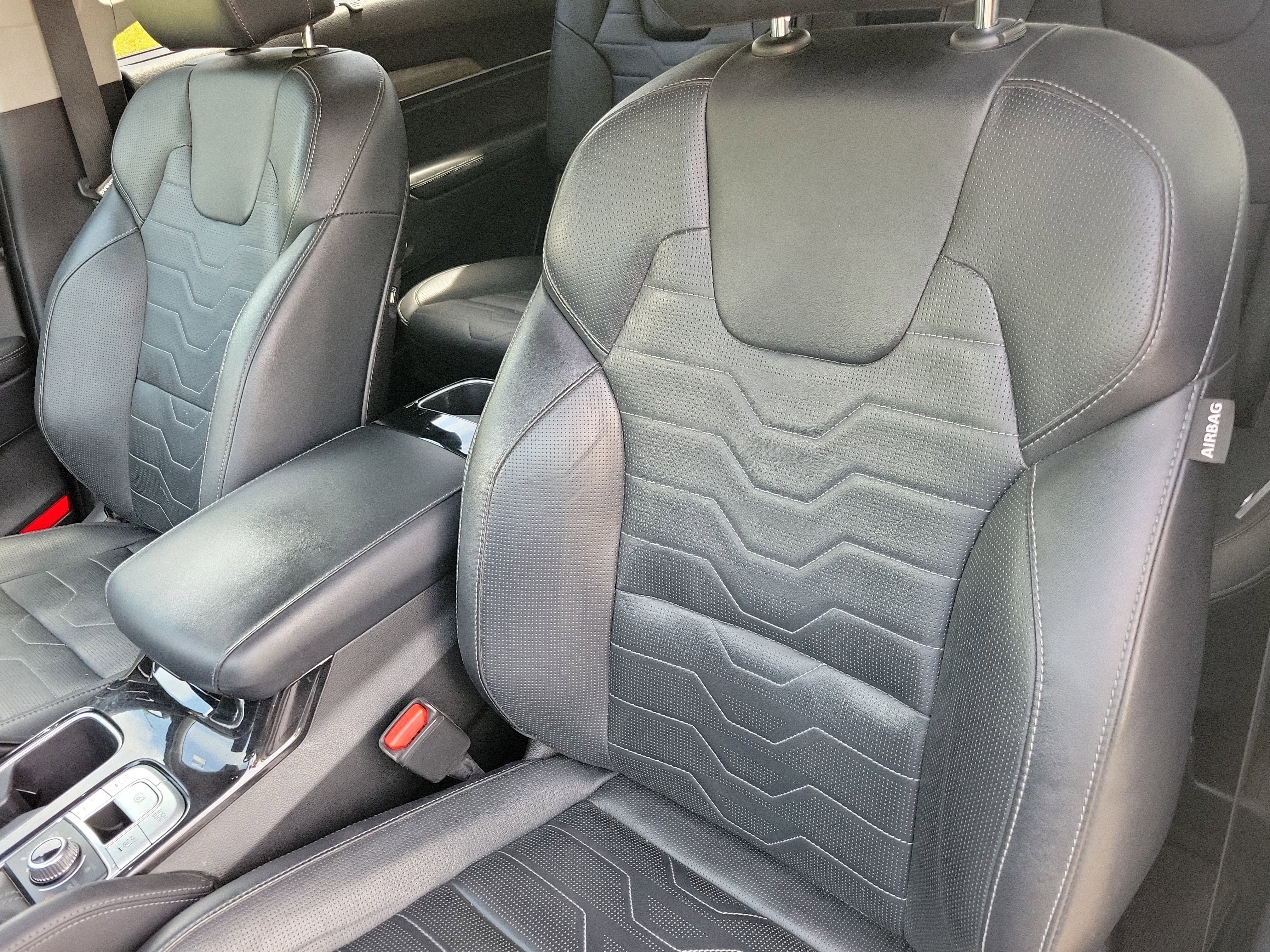 Used 2022 Kia Telluride SX w/ SX Prestige Package AWD/4WD image 6