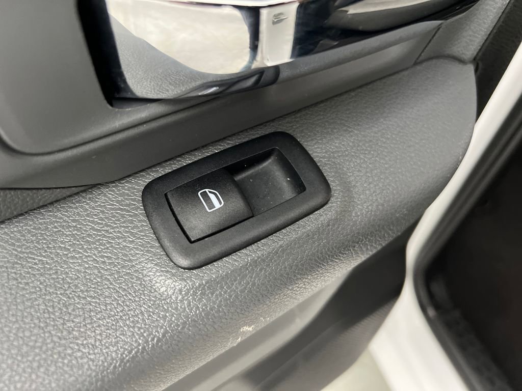 Used 2024 RAM 1500 Classic SLT image 16