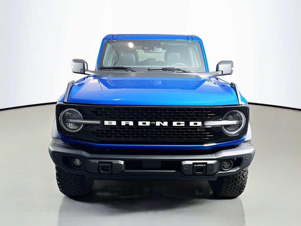 New 2025 Ford Bronco Badlands video 4