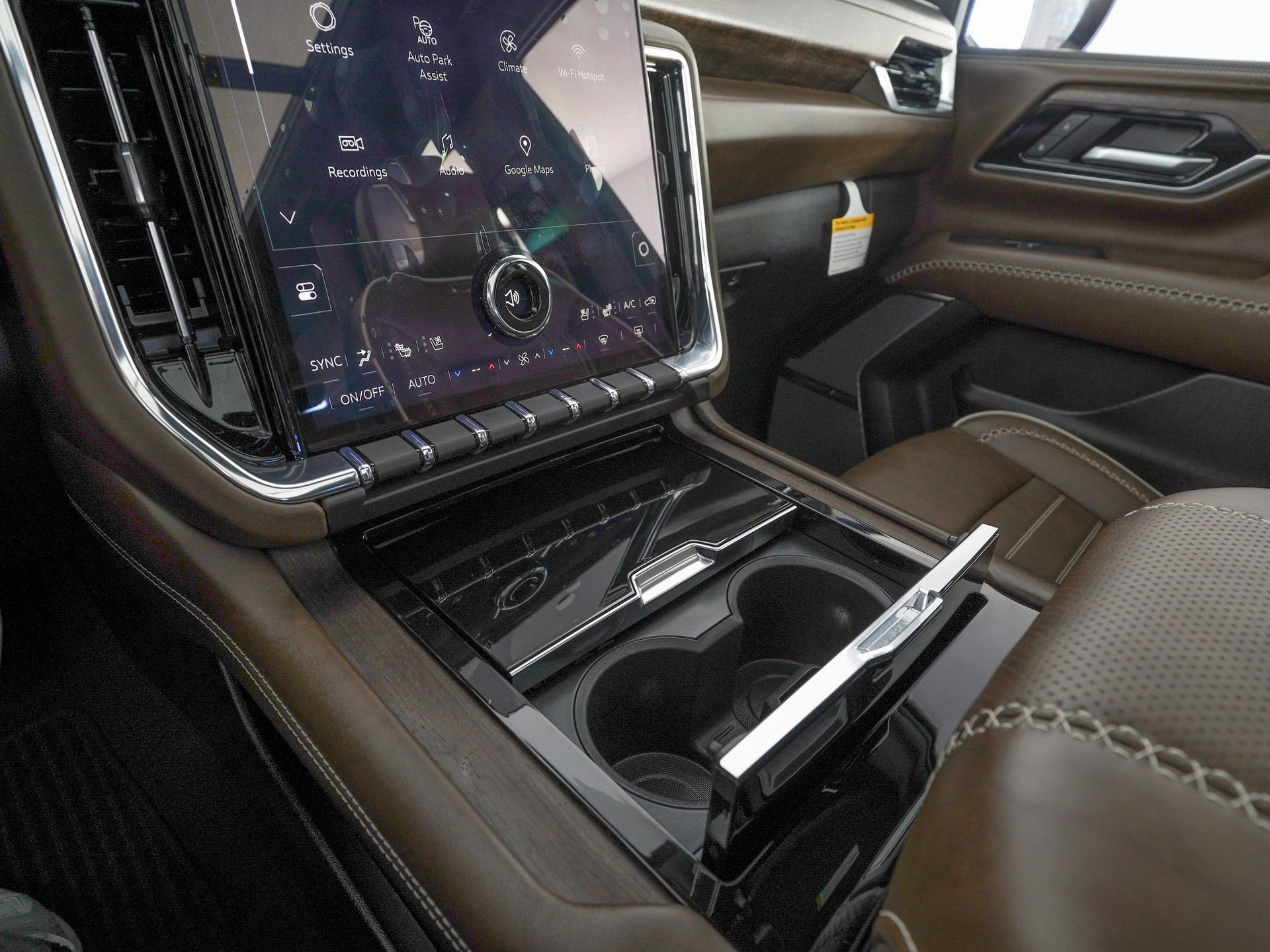 Used 2026 GMC Yukon XL Denali Ultimate image 25