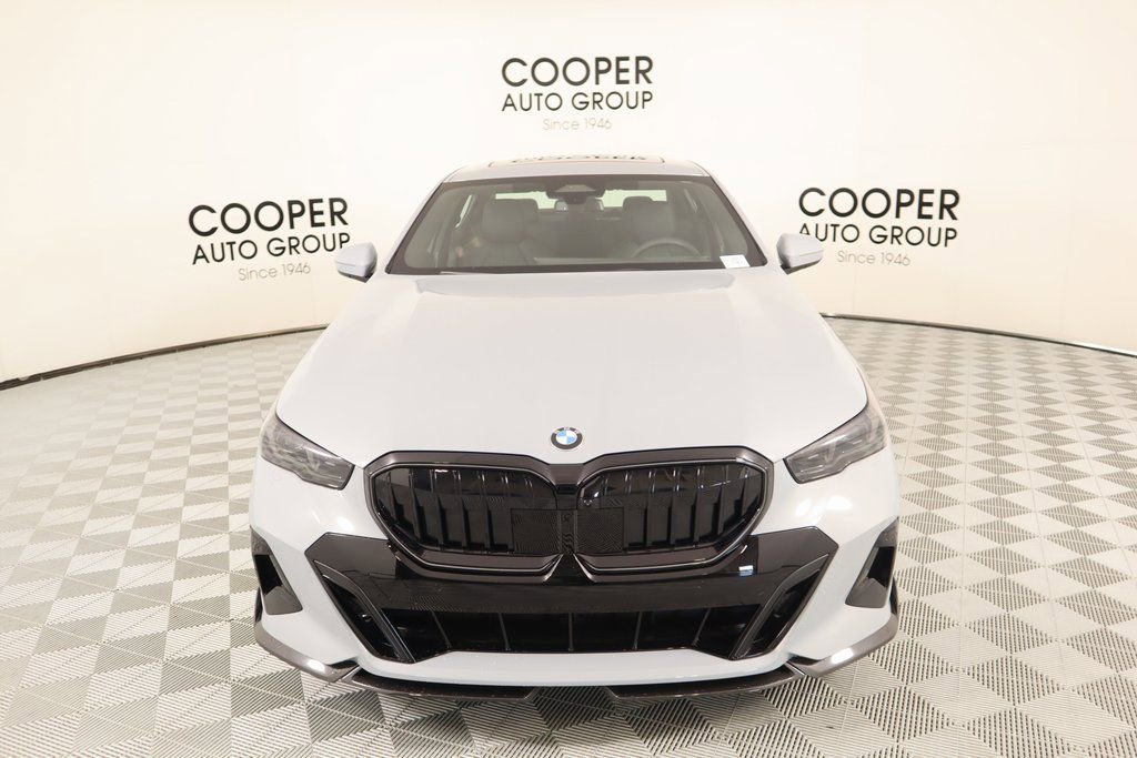 New 2025 BMW 530i xDrive w/ M Sport Package AWD/4WD image 10