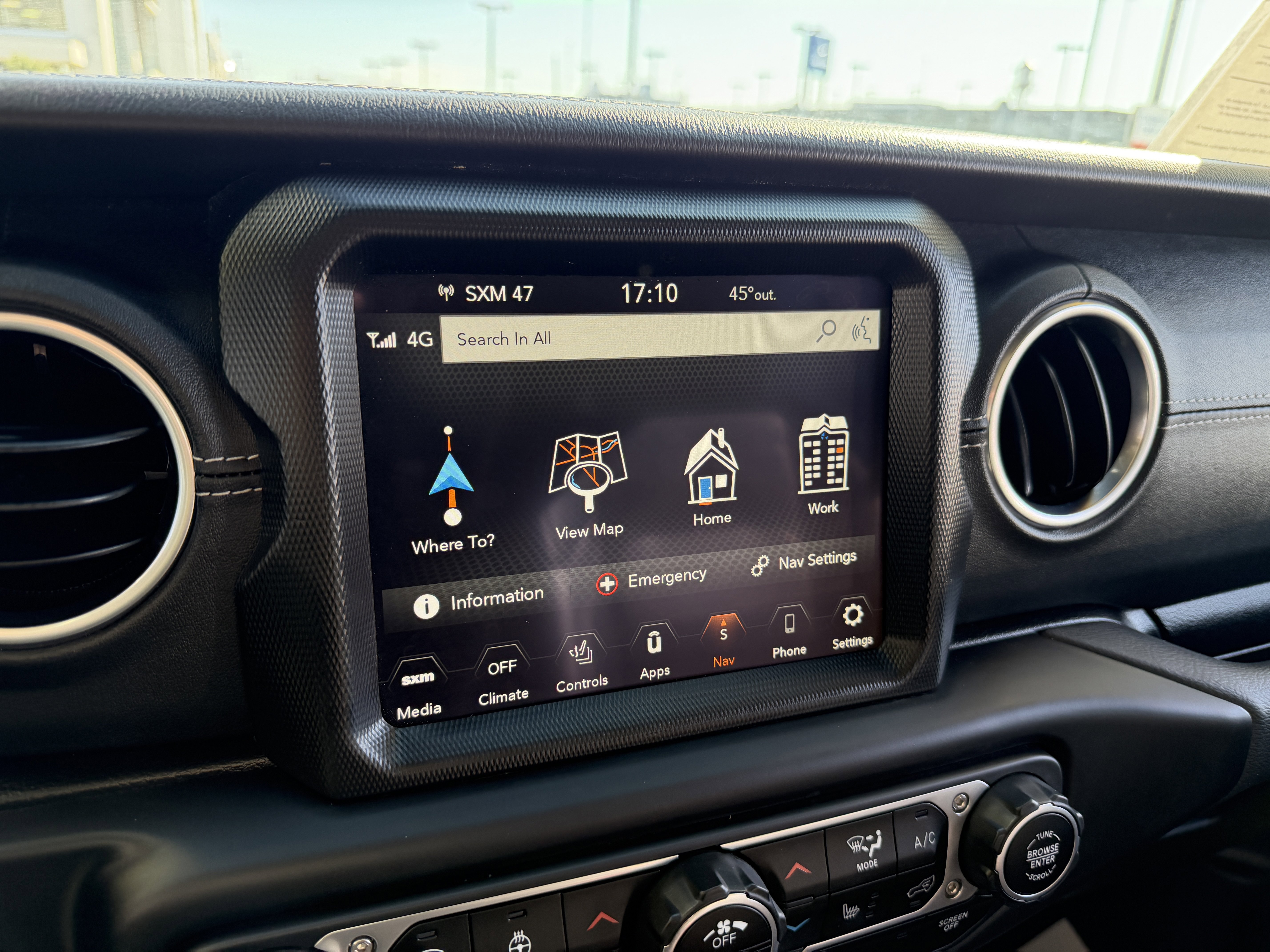 Used 2023 Jeep Wrangler Sahara w/ Cold Weather Group image 46