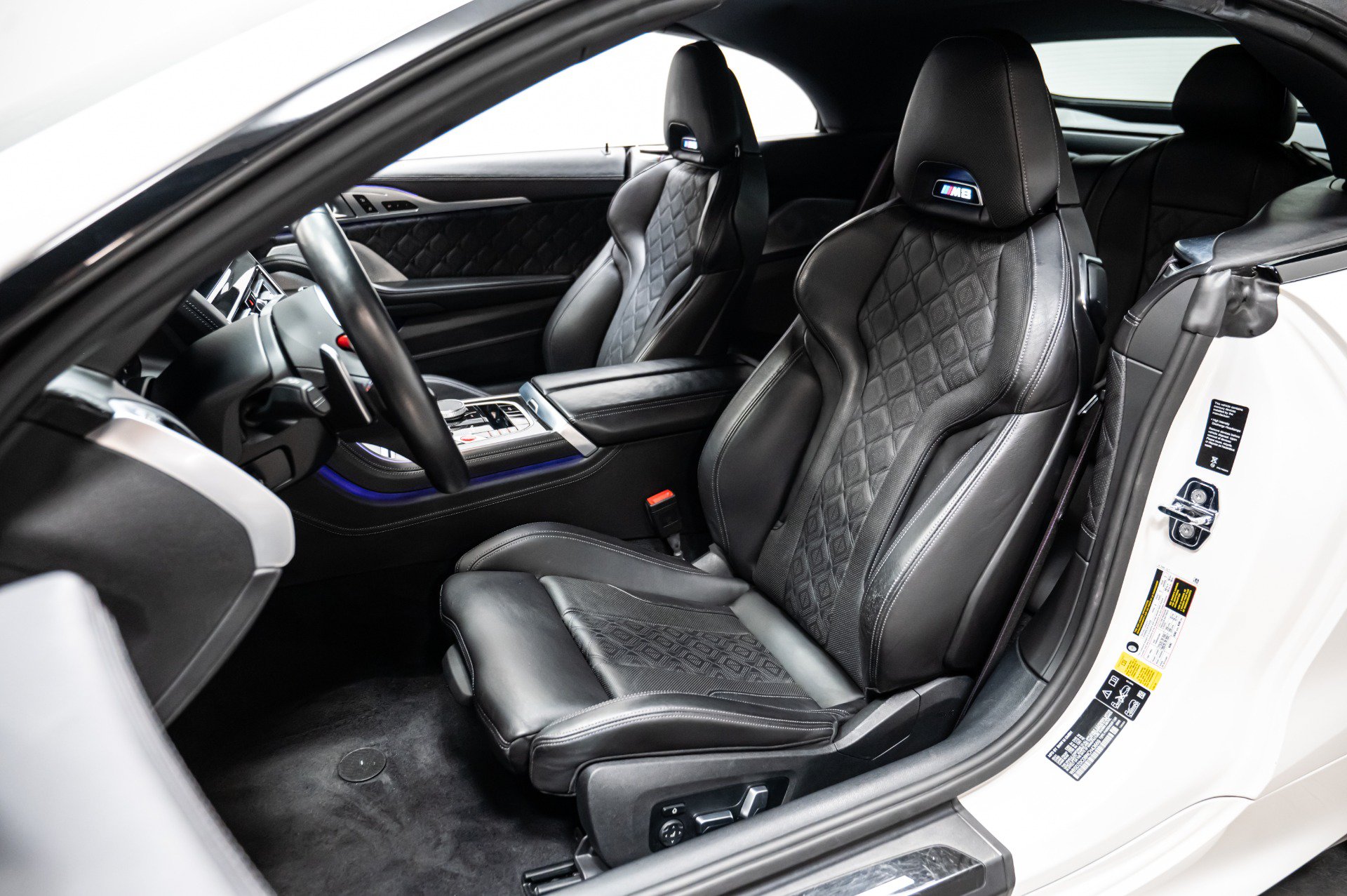 Used 2022 BMW M8 Competition AWD/4WD image 5