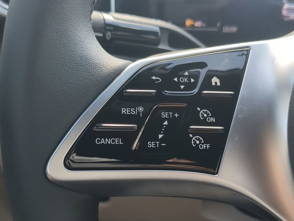 Used 2024 Mercedes-Benz CLE 300 4MATIC Cabriolet image 12