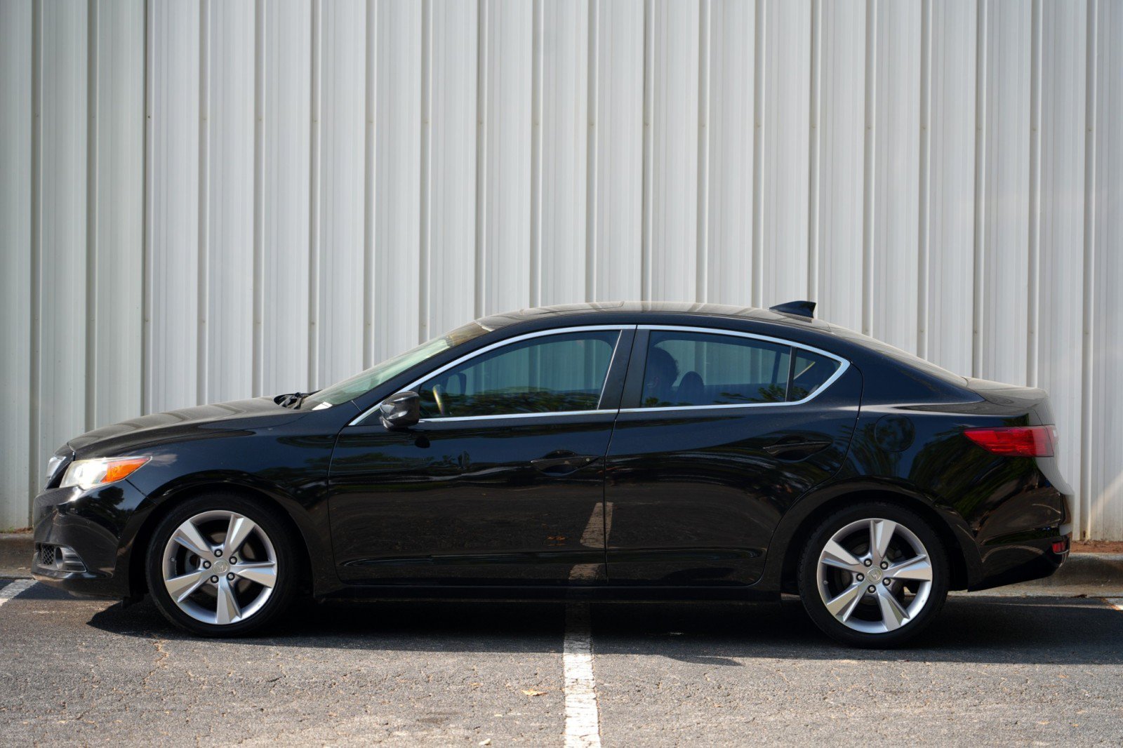 Used 2013 Acura ILX w/ Premium Package FWD image 42