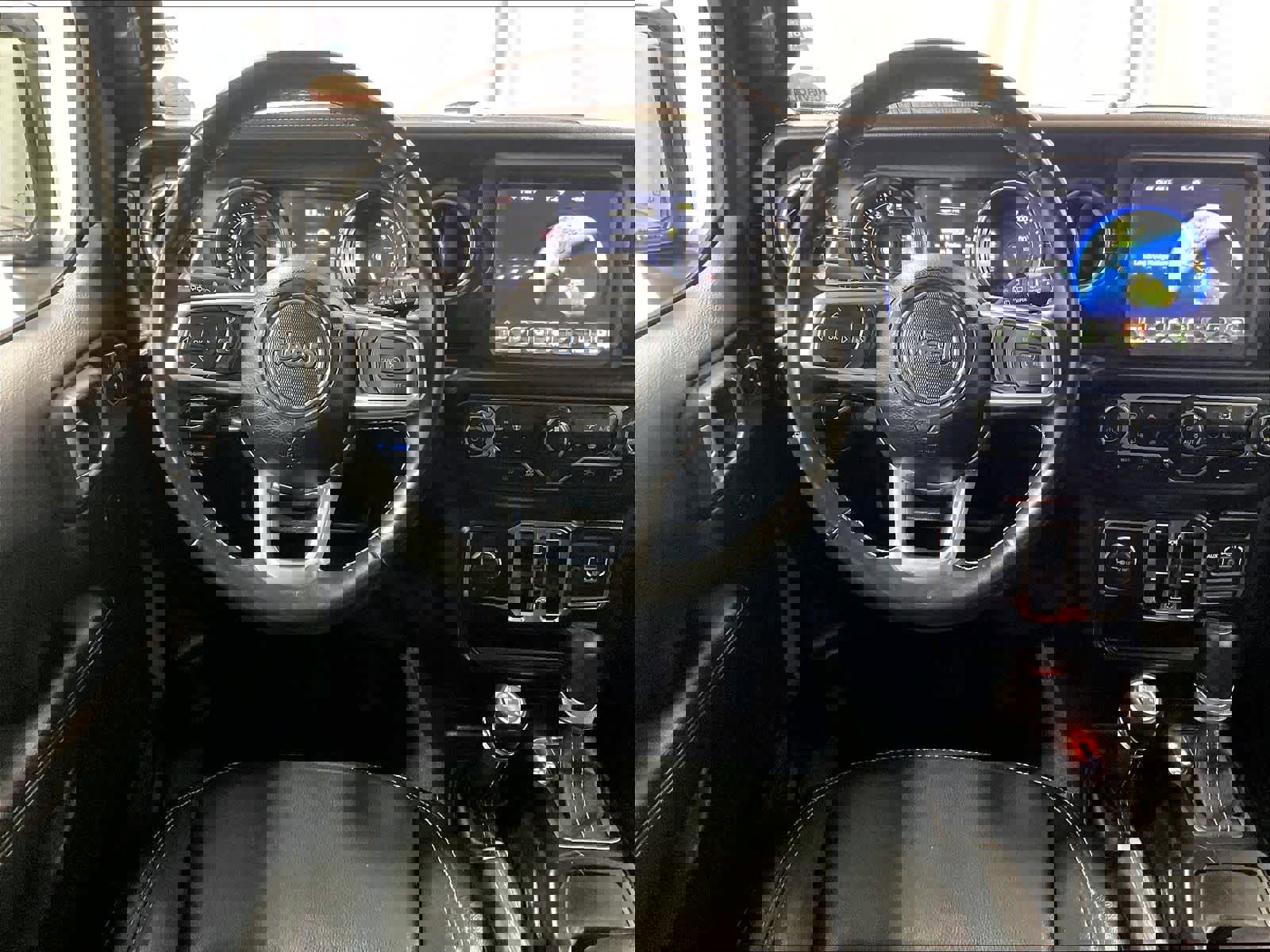 Used 2022 Jeep Wrangler Unlimited Sahara w/ Cold Weather Group image 17