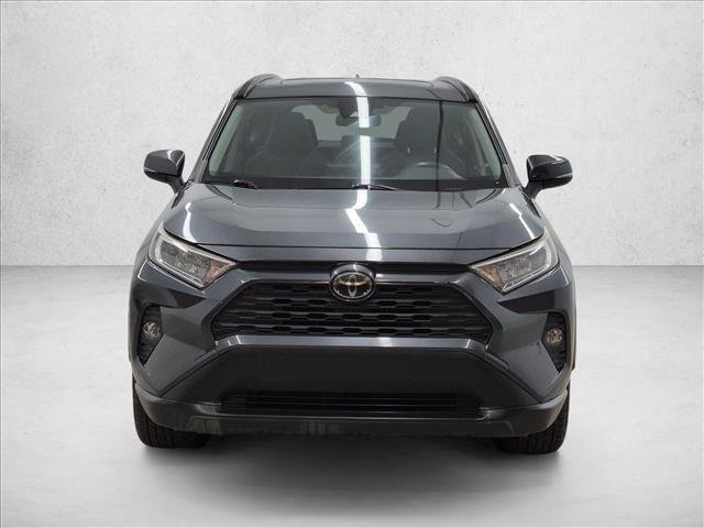 Used 2019 Toyota RAV4 XLE w/ Convenience Package FWD image 2