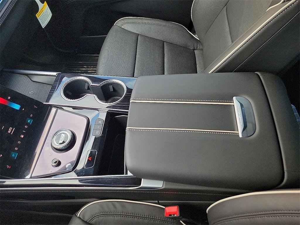 New 2026 Cadillac Escalade Sport w/ LPO, ONYX Package image 20