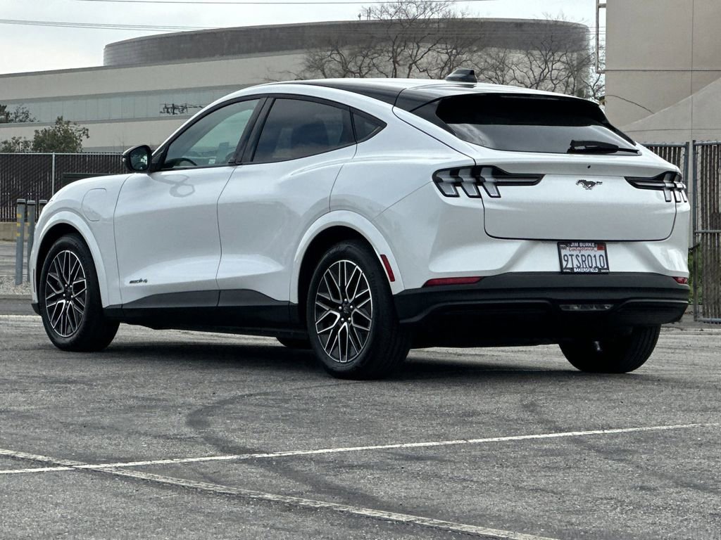 Certified 2025 Ford Mustang Mach-E Premium image 5