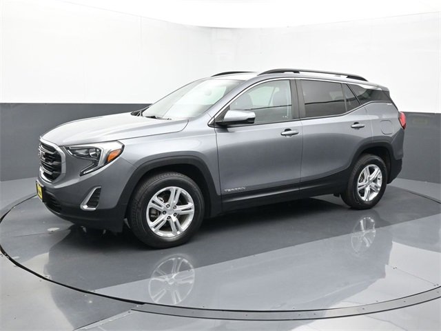 Used 2021 GMC Terrain SLE w/ Driver Convenience Package image 2