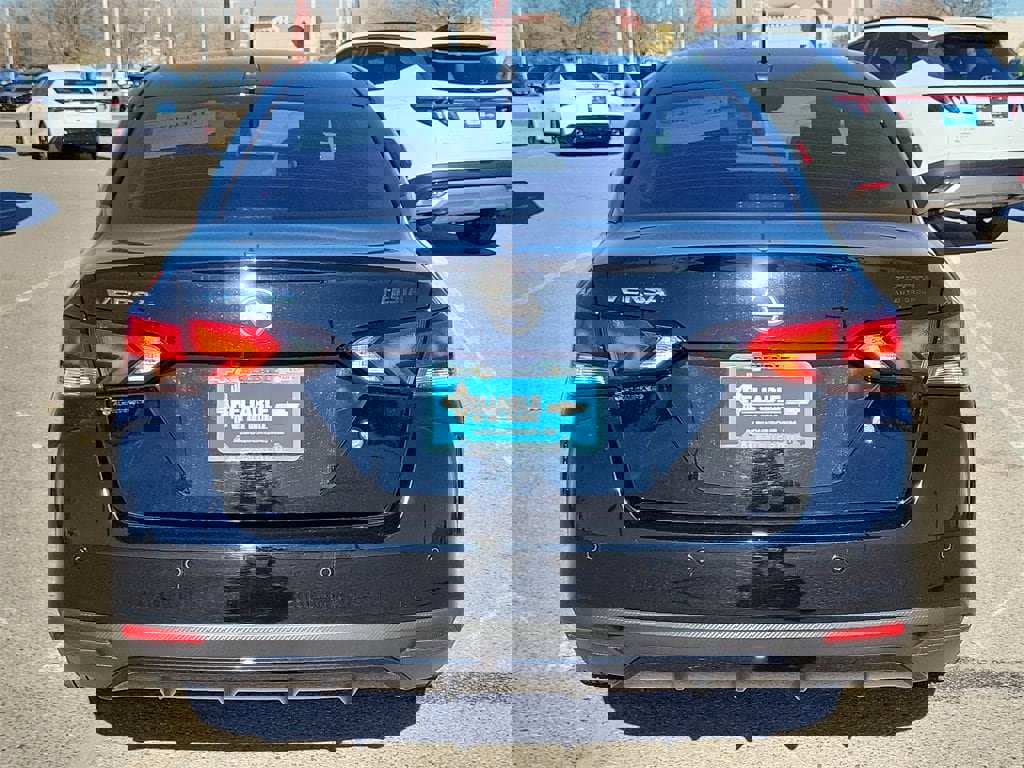 Used 2025 Nissan Versa S w/ Trunk Package image 10