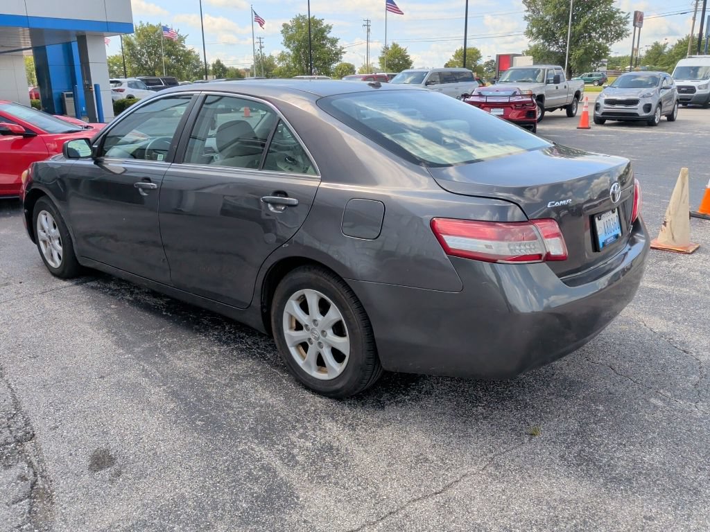 Used 2011 Toyota Camry LE w/ LE Extra-Value Pkg FWD image 4