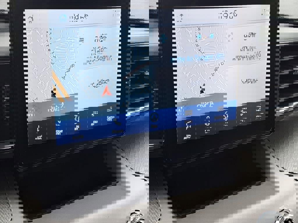 Certified 2023 Ford Explorer XLT w/ Equipment Group 202A image 27