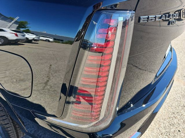 New 2026 Cadillac Escalade IQL Sport 1 w/ LPO, ONYX Package image 34