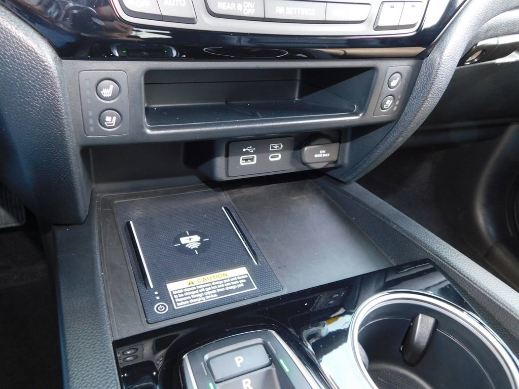 Used 2024 Honda Passport Black Edition image 41