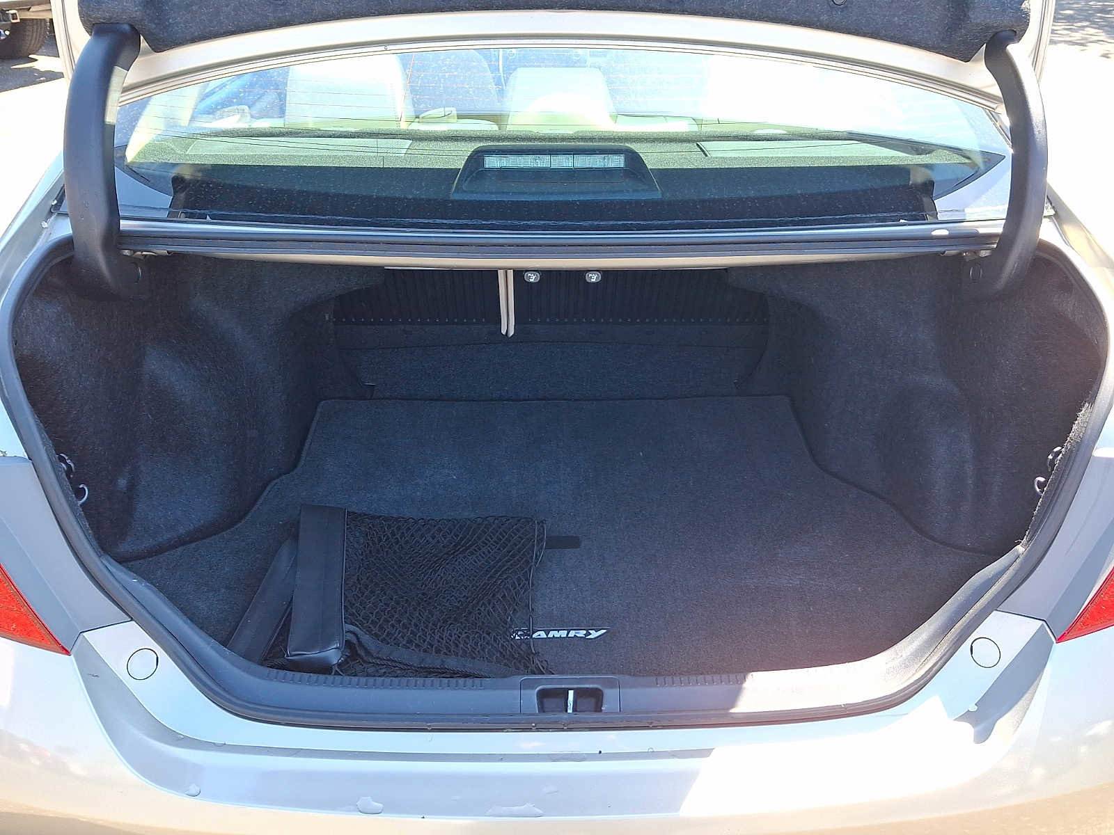 Used 2016 Toyota Camry XLE FWD image 30