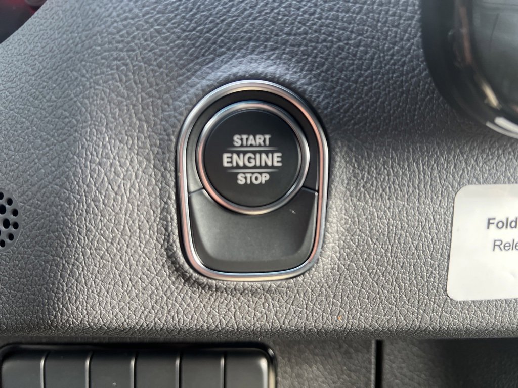 Used 2024 Mercedes-Benz Sprinter 3500 image 35