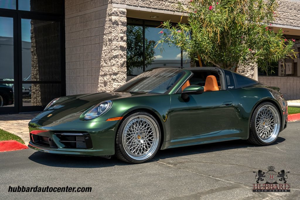 Used 2024 Porsche 911 AWD/4WD image 4