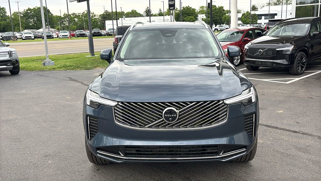New 2026 Volvo XC90 B5 Plus AWD/4WD image 5