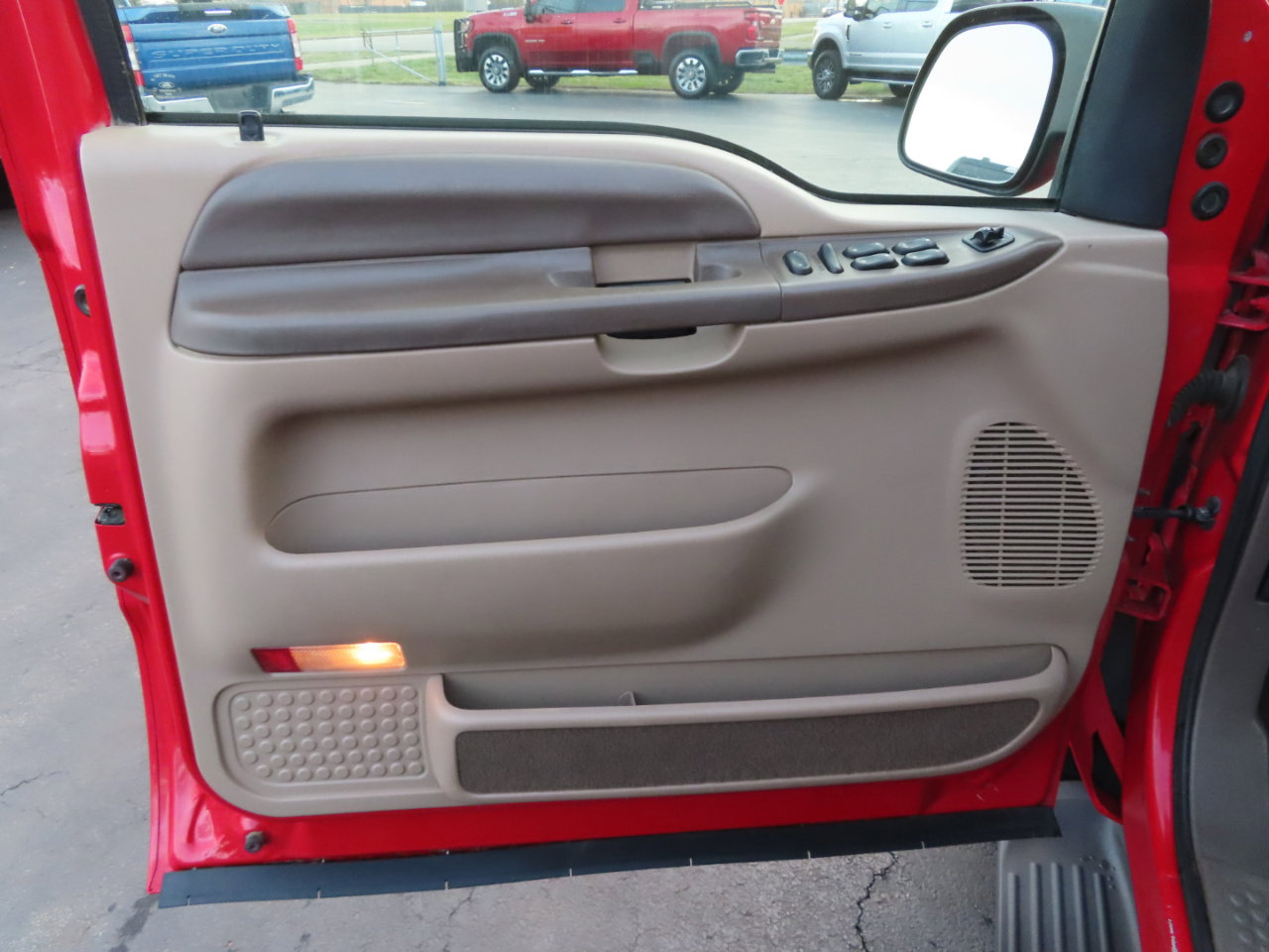 Used 1999 Ford F250 Lariat image 29