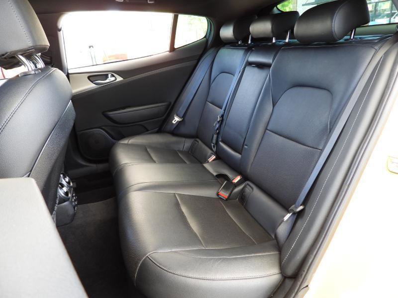 Used 2018 Kia Stinger GT AWD/4WD image 43