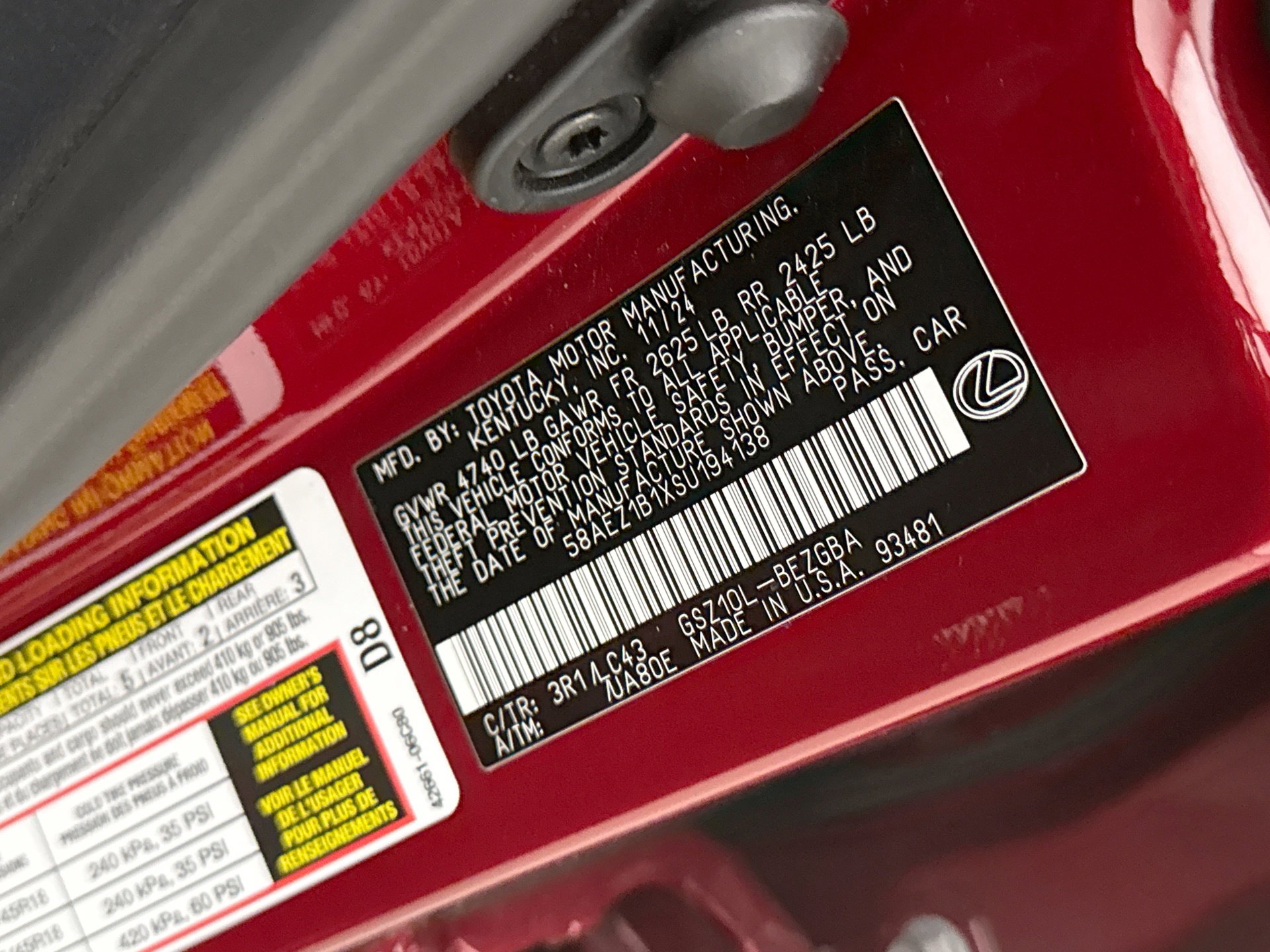 Used 2025 Lexus ES 350 w/ Luxury Package image 11