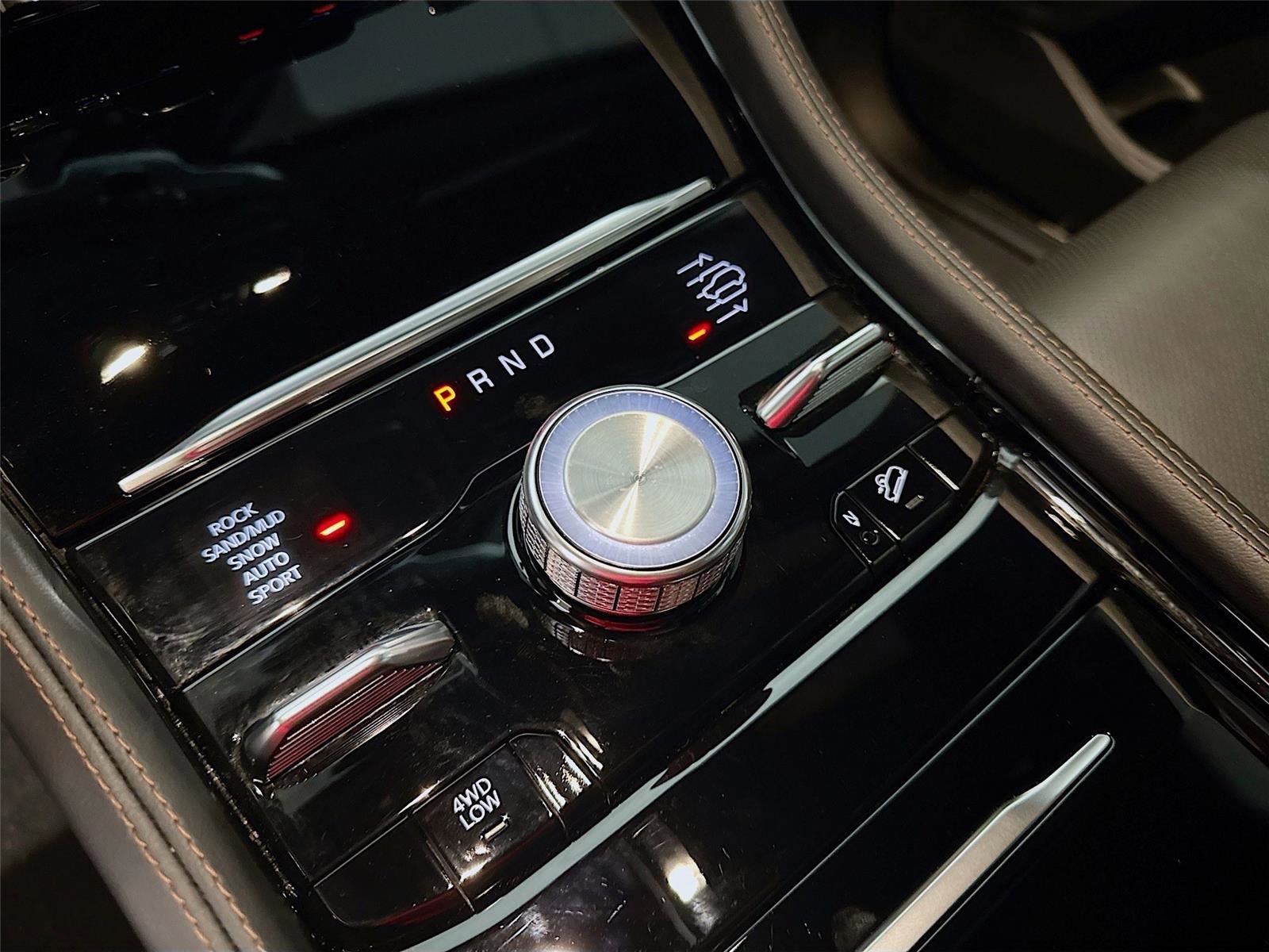 Used 2022 Jeep Grand Cherokee Summit image 15