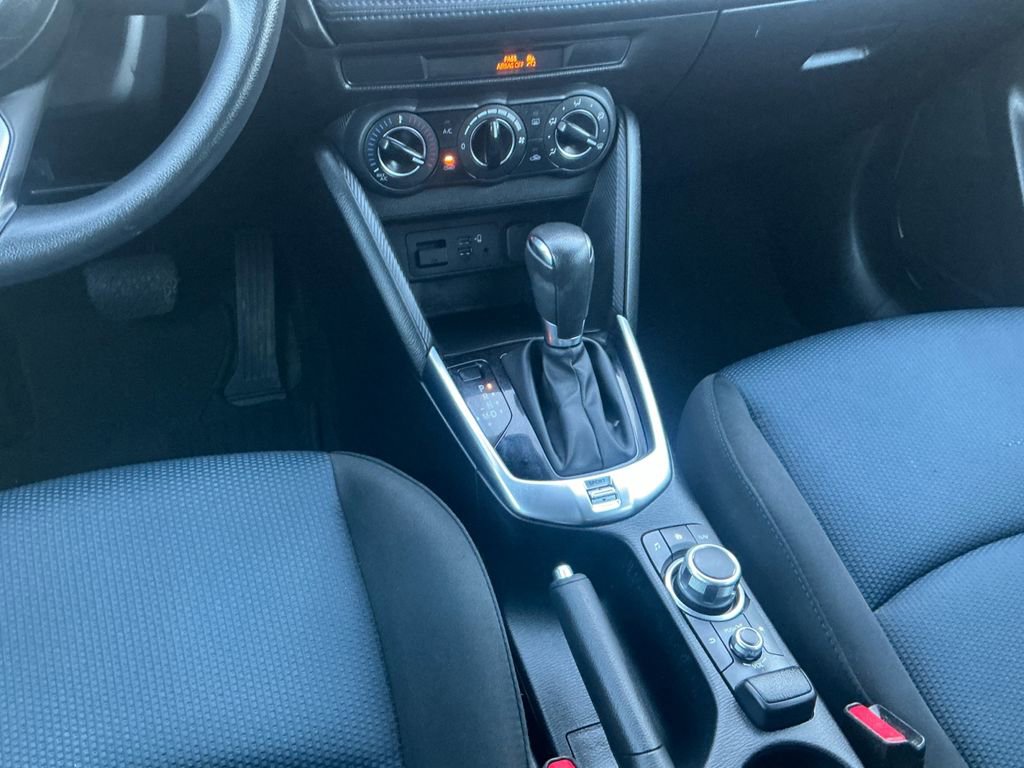 Used 2020 Toyota Yaris LE image 18