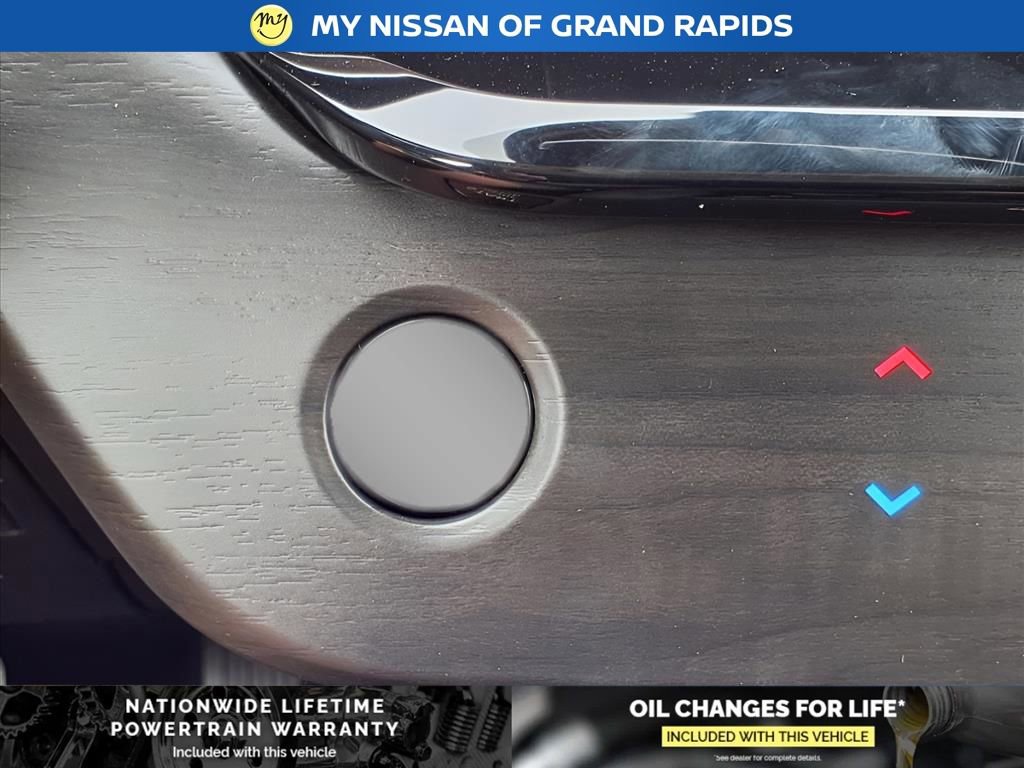 New 2025 Nissan Murano SL w/ Cargo Package image 27